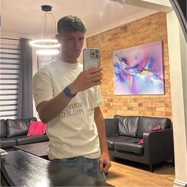 Looking for flatmates  Main Photo