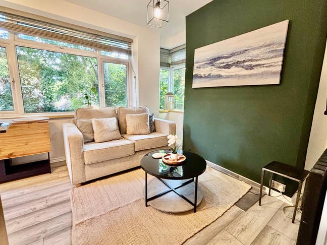 Cosy 2 bed flat available for winter let Main Photo