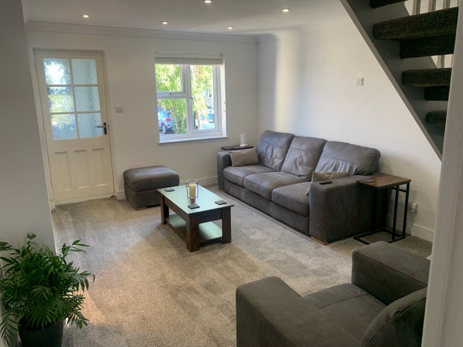 Room/House to rent.  Main Photo