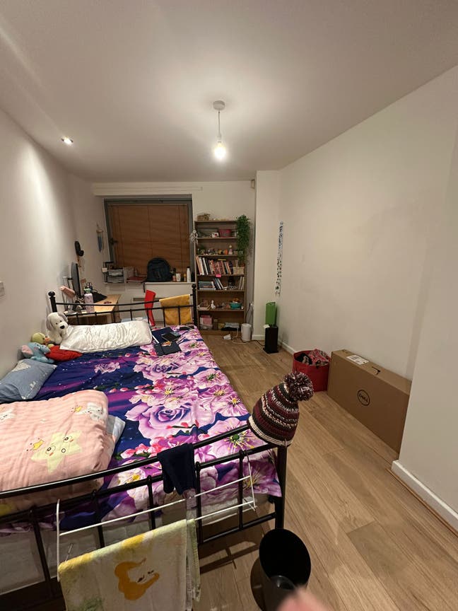 Letting a beautiful room for a month Main Photo