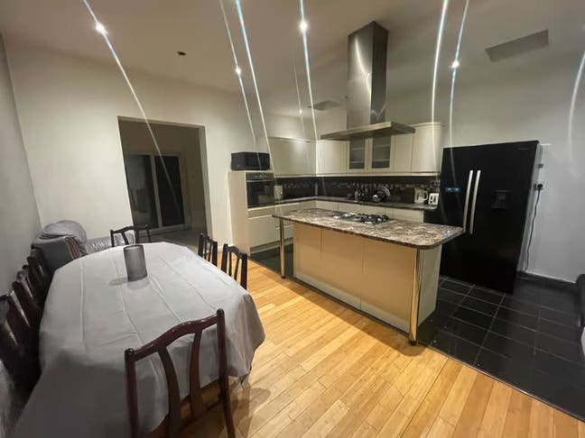 Double Room for Rent in Clapham South Main Photo