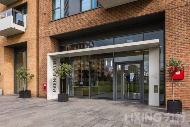 👑 Luxury Living: Premium Rooms in a Modern Gem👑  Main Photo