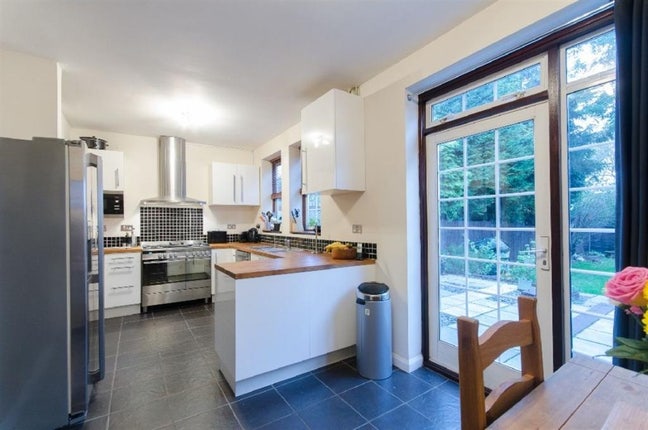 Room Available in a Houseshare from Feb 2026 Main Photo