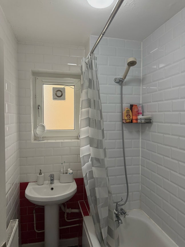 Room to rent Battersea  Main Photo