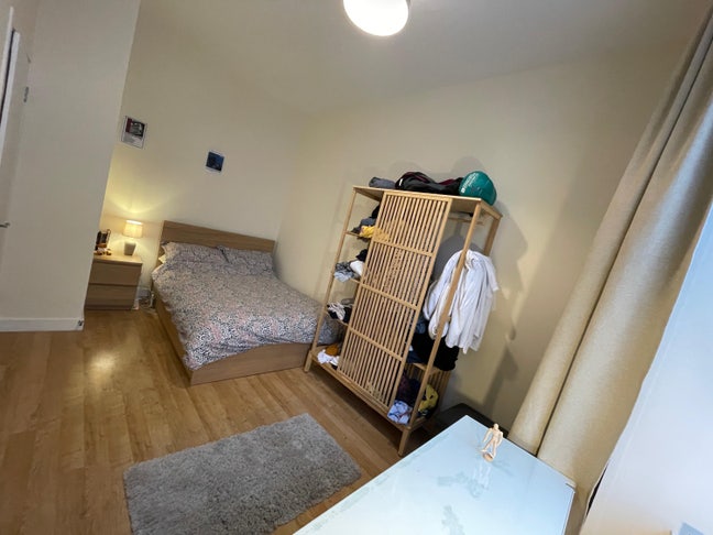 Double room available to rent Main Photo