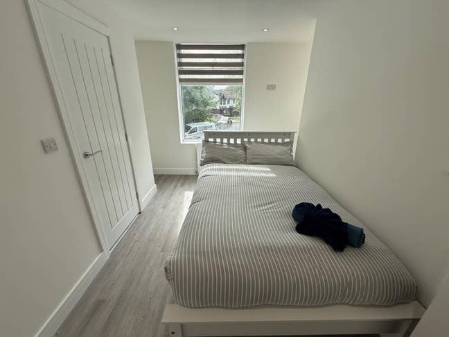 **Beautiful Furnished Double Room with En-Suite** Main Photo