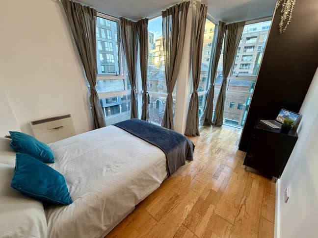 Spacious rooms in Crossharbour- Bills included Main Photo