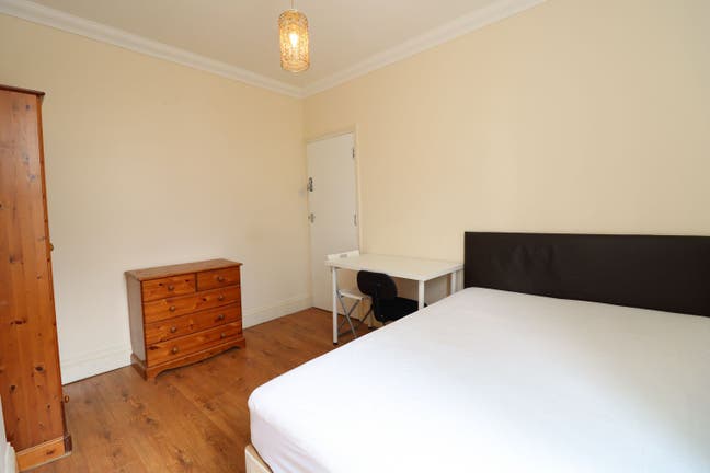 Room Available | Canary Wharf E14 | Great Value   Main Photo