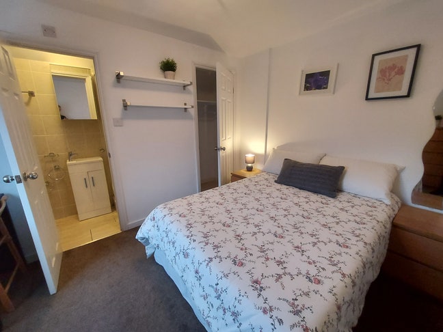 Dbl En-Suite Room - 1min to Bermondsey Station Main Photo