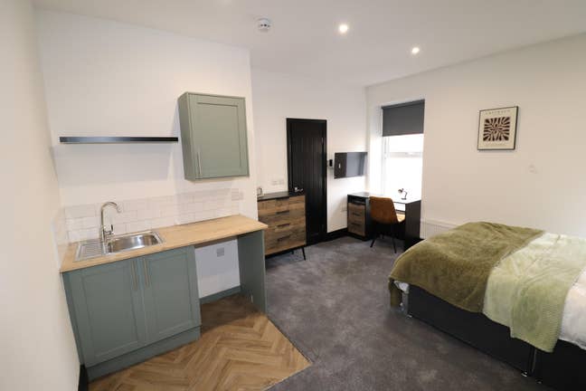 🔥 New Luxury Rooms with Kitchenette Available🔥 Main Photo