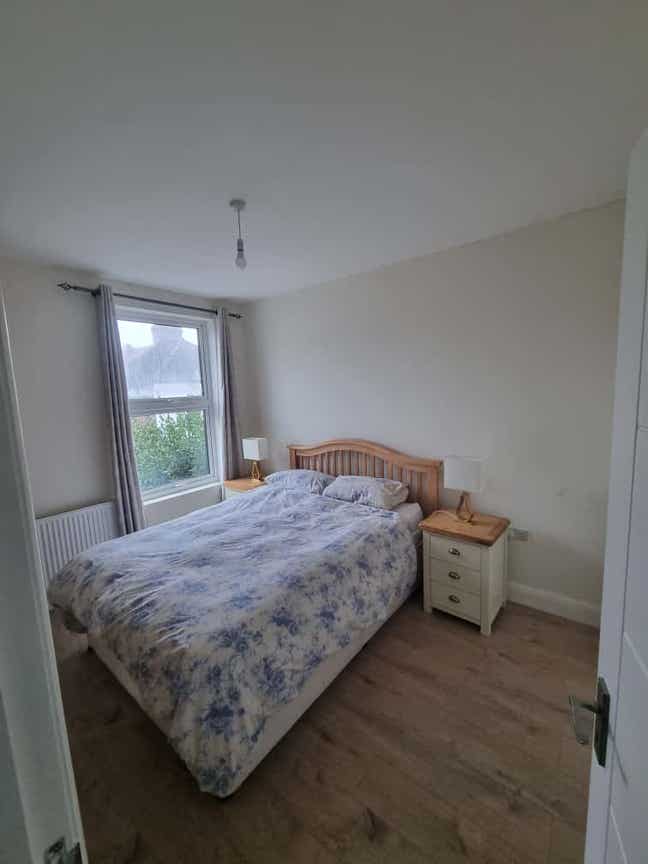 Room in houseshare avalible in South Norwood Main Photo