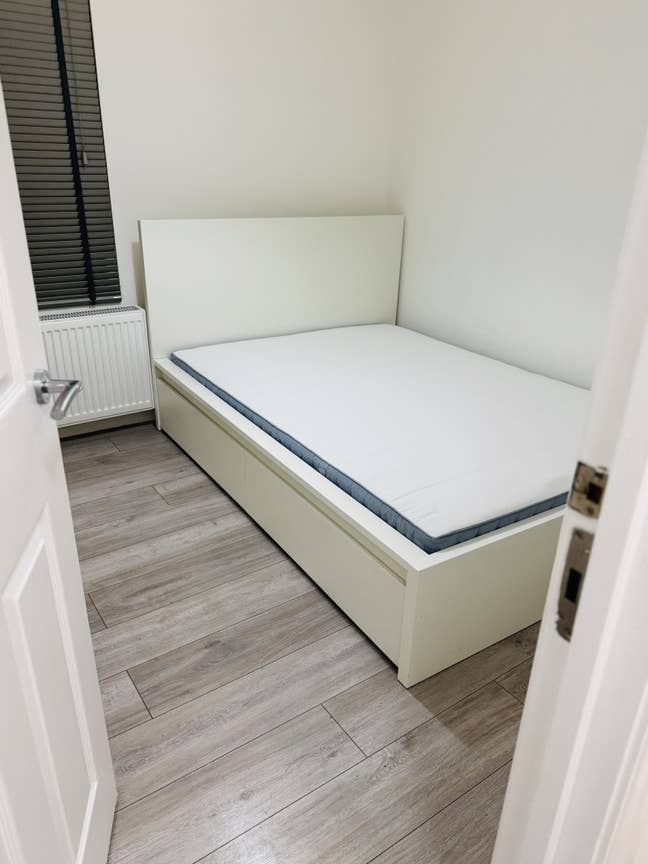 Single Room Available for Rent Main Photo