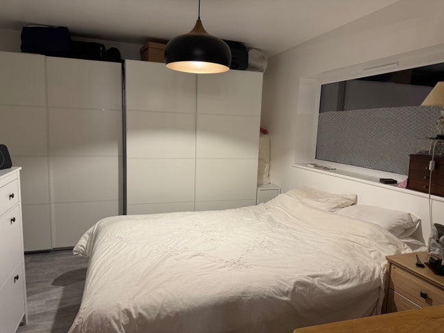 Home available - 3 mths. Parking. Cleaner included Main Photo