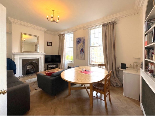 Double Room Ensuite + office Clapham J  Main Photo