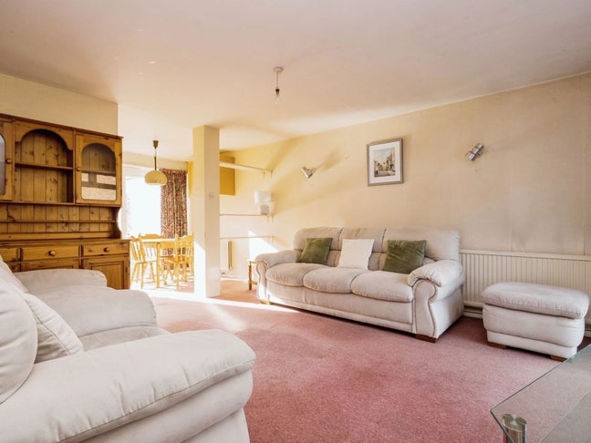 🌟 Cozy Room for Rent – Prime Location 🌟 Main Photo