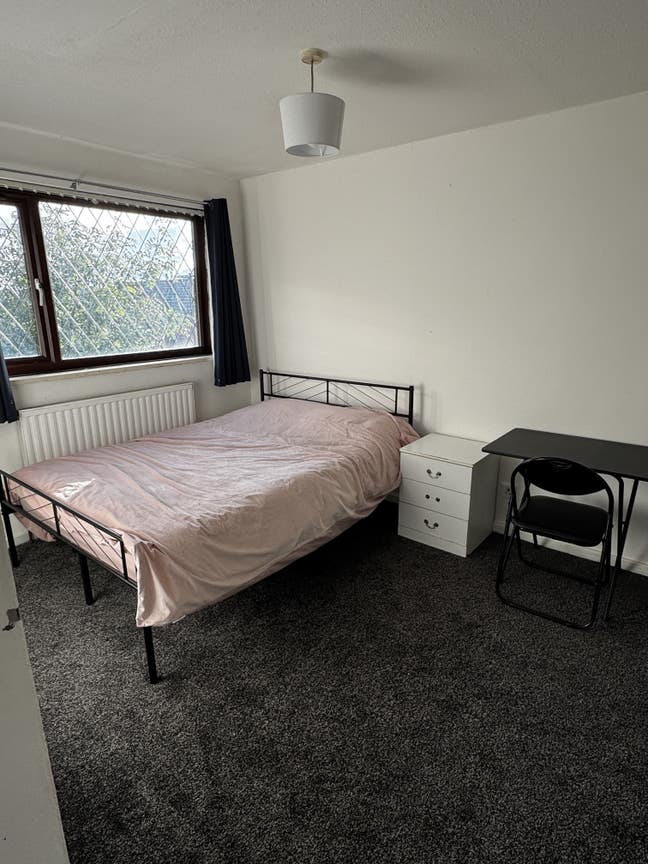 1 Double Room to Let Leeds City Centre  Main Photo