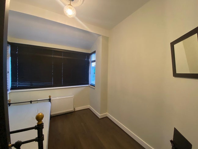 Single bed room  Main Photo