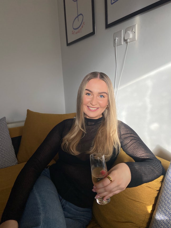 Professional looking for North London double room! Main Photo