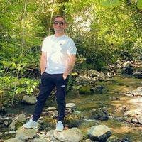 49 year old Male seeks a double room Main Photo