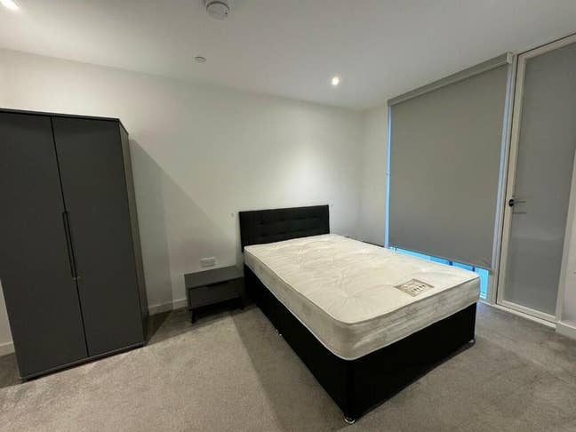 Stunning Double Bedroom - Manchester City Centre Main Photo