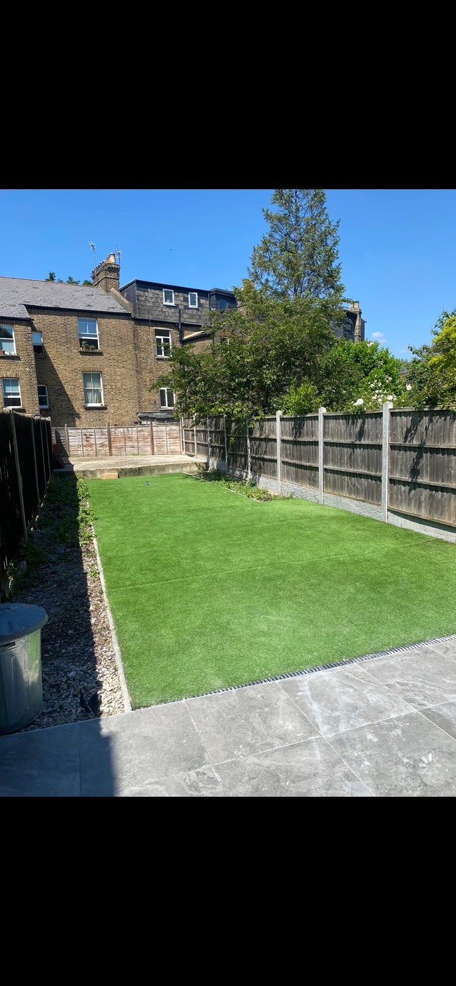 Double room in large flat with garden  Main Photo