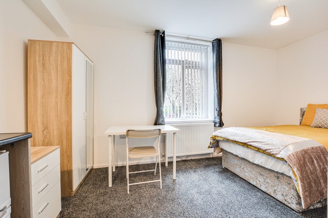 Atherton Studio Style Room All Bills  Included Main Photo