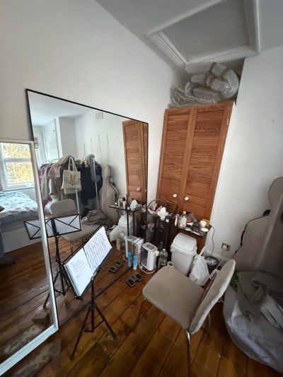 Single Room available!  Main Photo