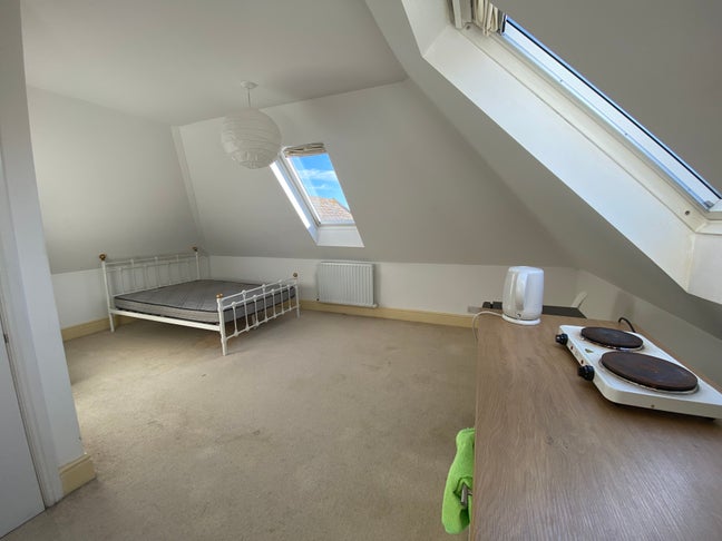 Studio/double R with en-suite, 5' to Bromley South Main Photo