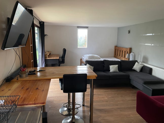 Studio/annexe Main Photo