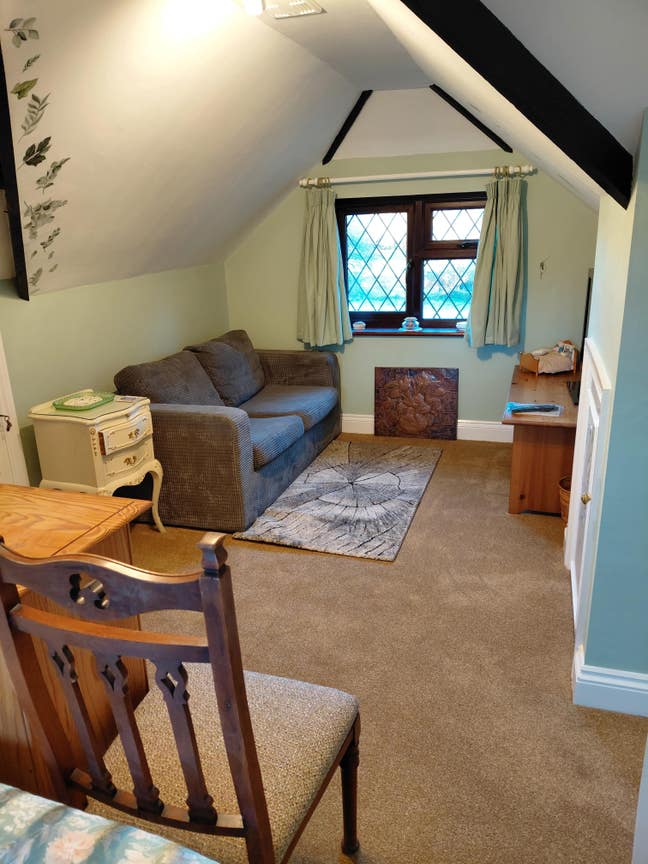 Double bedroom with sitting/TV area and ensuite  Main Photo