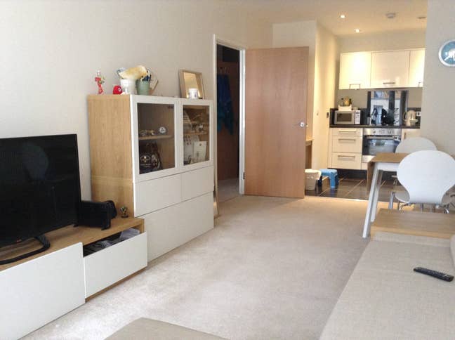 1 Bedroom Flat, Hitherwood Court, NW9 Main Photo