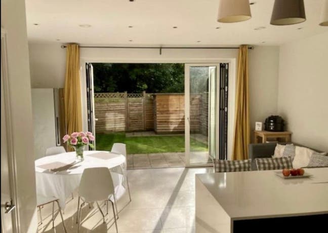 Double room in Prime location Main Photo