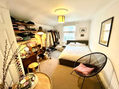 Dbl bedroom in London Fields Victorian townhouse Main Photo