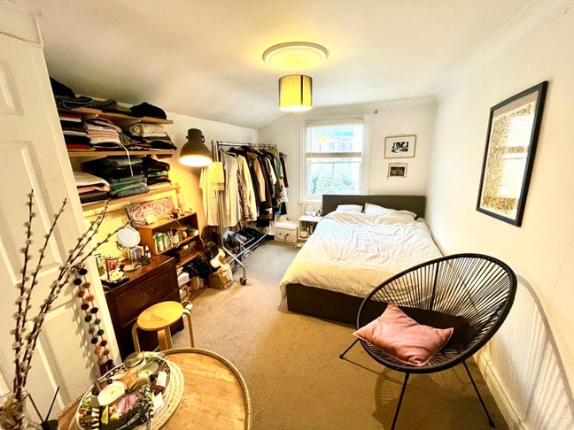 Dbl bedroom in London Fields Victorian townhouse Main Photo