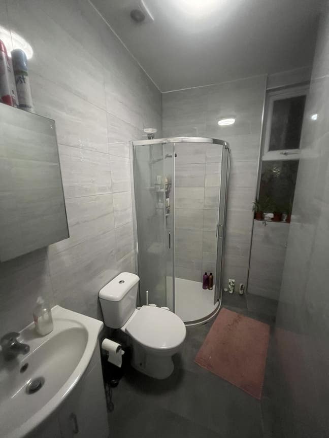 Room in shared house.  Main Photo