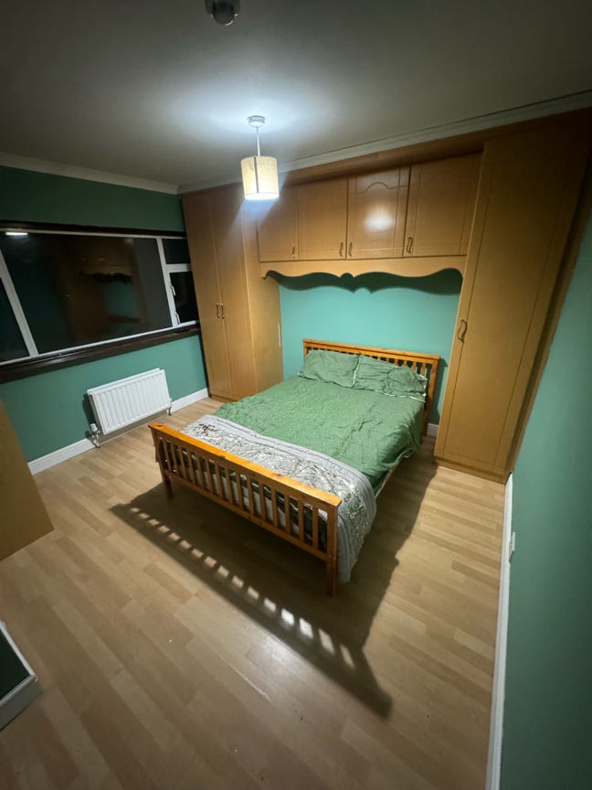 Affordable Room in Gravesend, Bills Included Main Photo