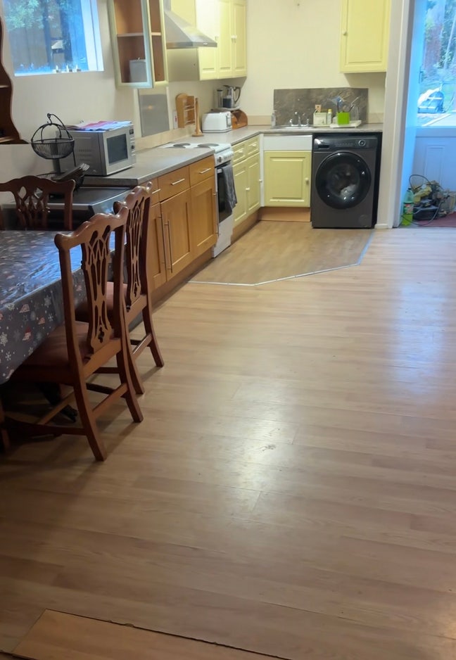 🏡 Spacious 2-Bed Annex on Private Gated Grounds  Main Photo