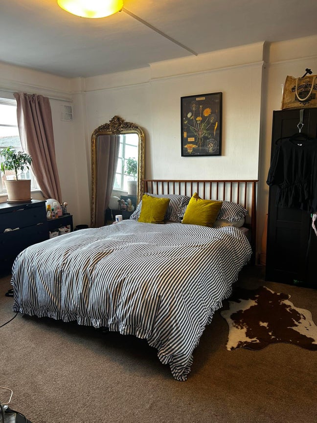Beautiful room in Art-Deco flat in SE London Main Photo