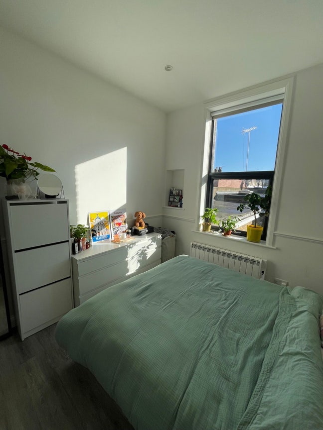 1 Bed Flat Available Long term let Main Photo