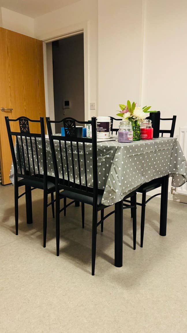 Female Tenant – Double Bedroom + Separate Toilet  Main Photo