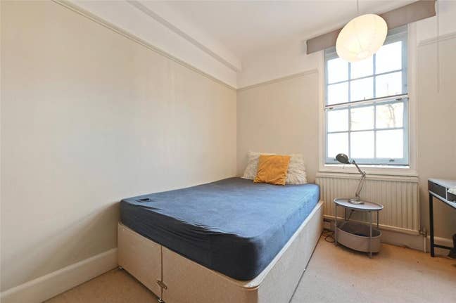 Double Room Available in Acton, W3 Main Photo