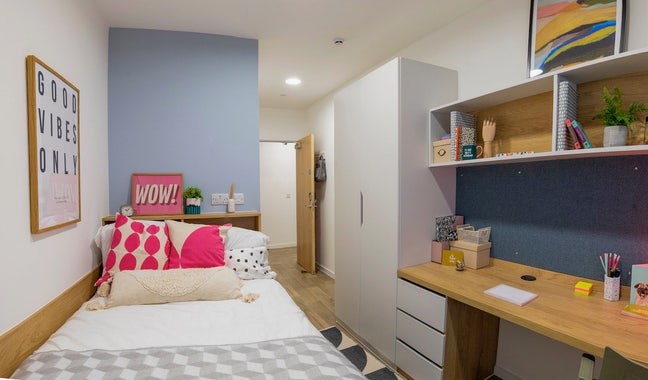 *NO DEPOSIT* Tenancy Takeover - Tŷ Nant Main Photo