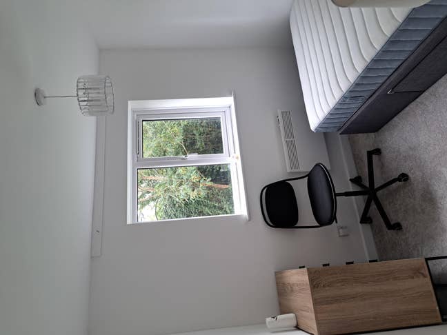 Spareroom for a Single Person  Main Photo