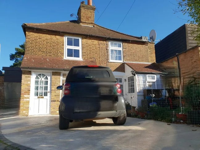 Semi detached House, 2 bedrooms TW5 Main Photo