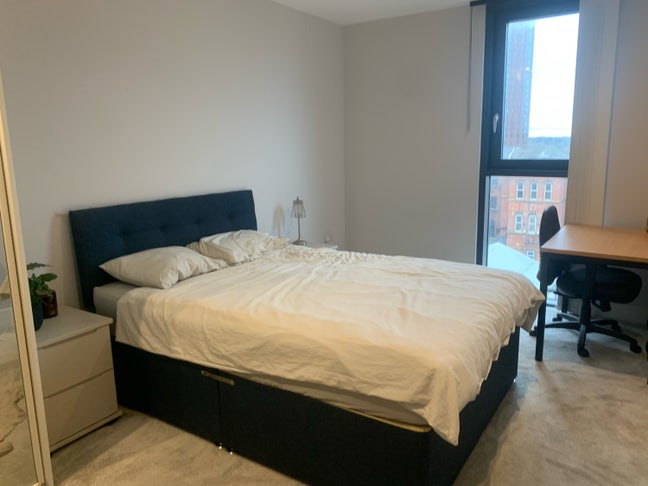 Double room with secure parking in Green Quarter  Main Photo