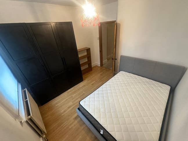 😍 New Rooms - Ealing - Ready 😍  Main Photo