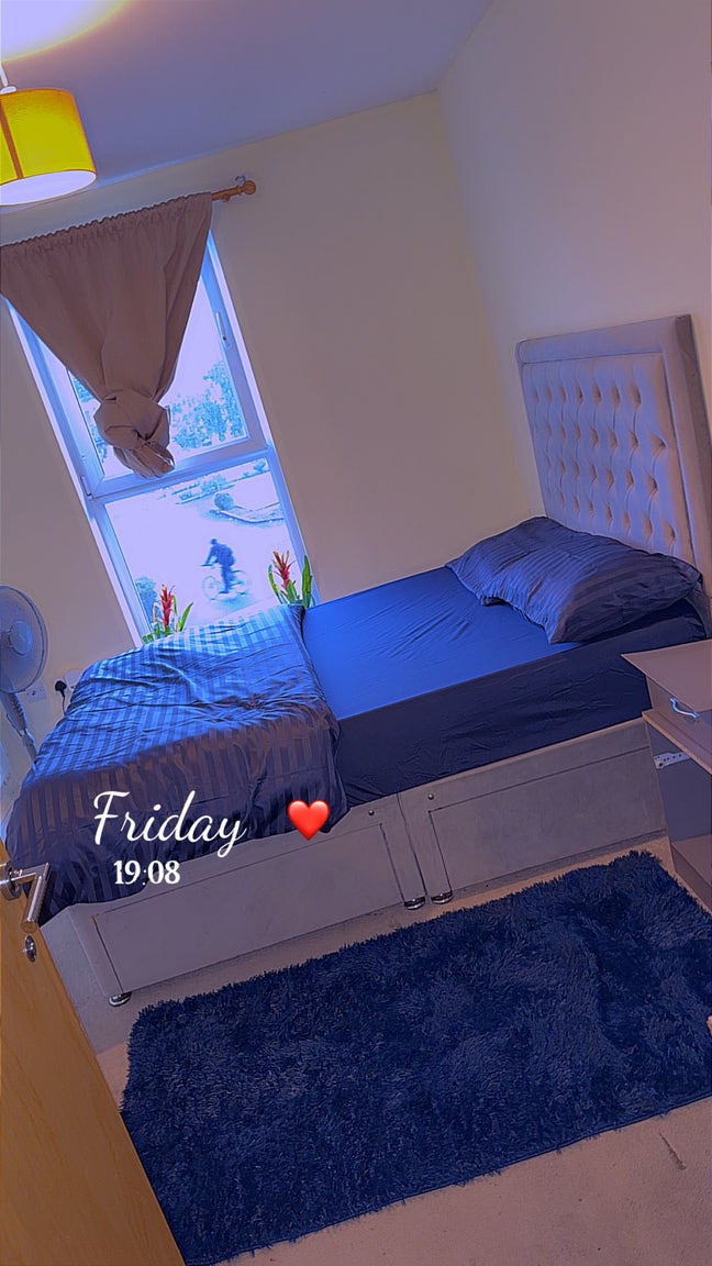 Double room available to Share (All Bills Inc) Main Photo