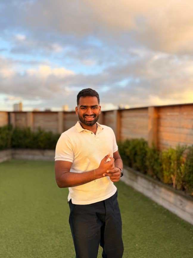 Professional looking for Flat/Buddy-up Main Photo