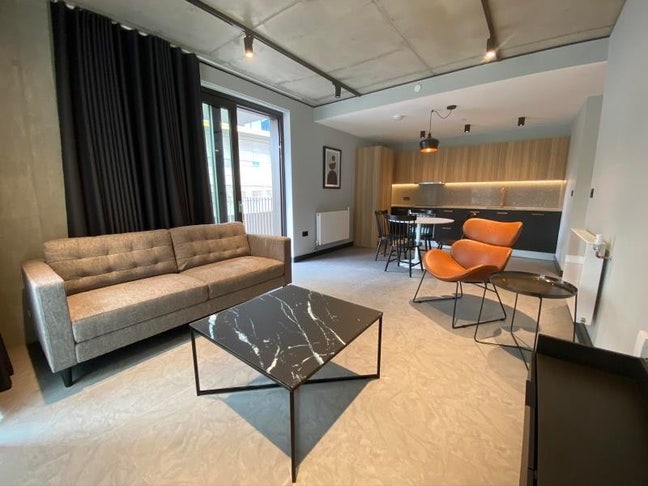 Stylish 2-bedroom Wembley Park apartment new build Main Photo