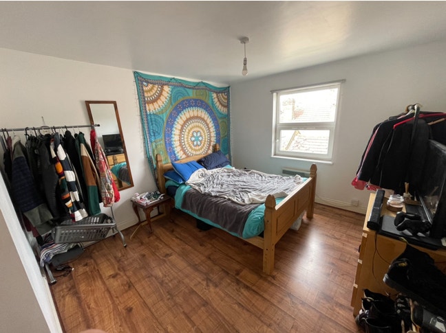 Double Room 1 min away from Tooting Bec Station Main Photo